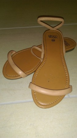 /products/letni-botky-kolem-nohy-na-gumicku/